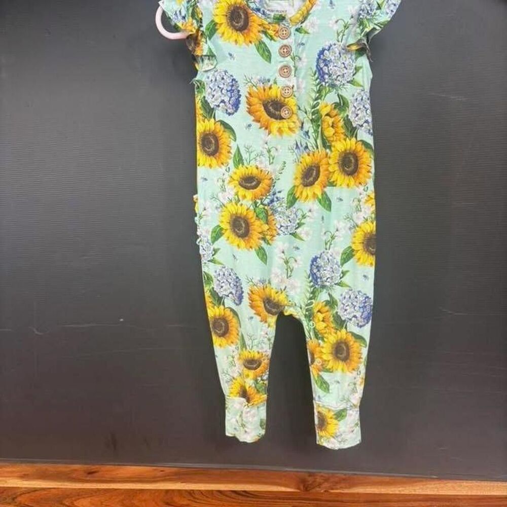 18-24m Posh peanut jumpsuit. Sunflower print